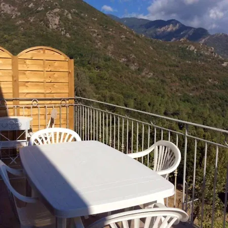 à Isolaccio-di-fiumorbo, 55m², Balcon *