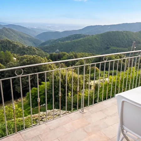 A Isolaccio-di-fiumorbo, 55m², Balcon Apartment *